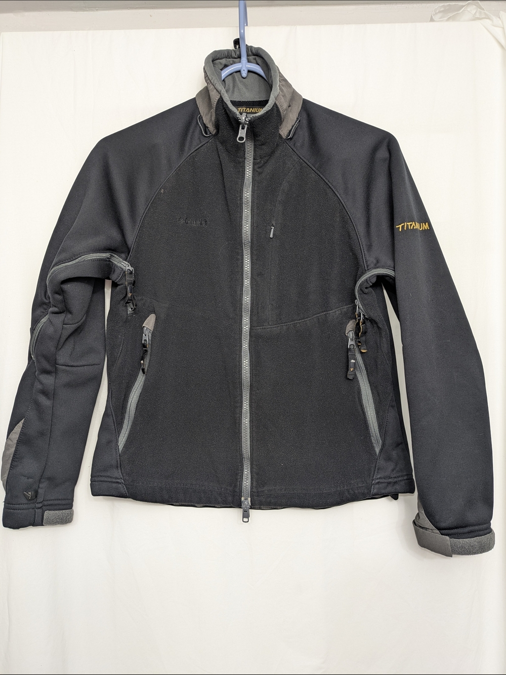Columbia Titanium Black Utility Jacket with Gray Accents